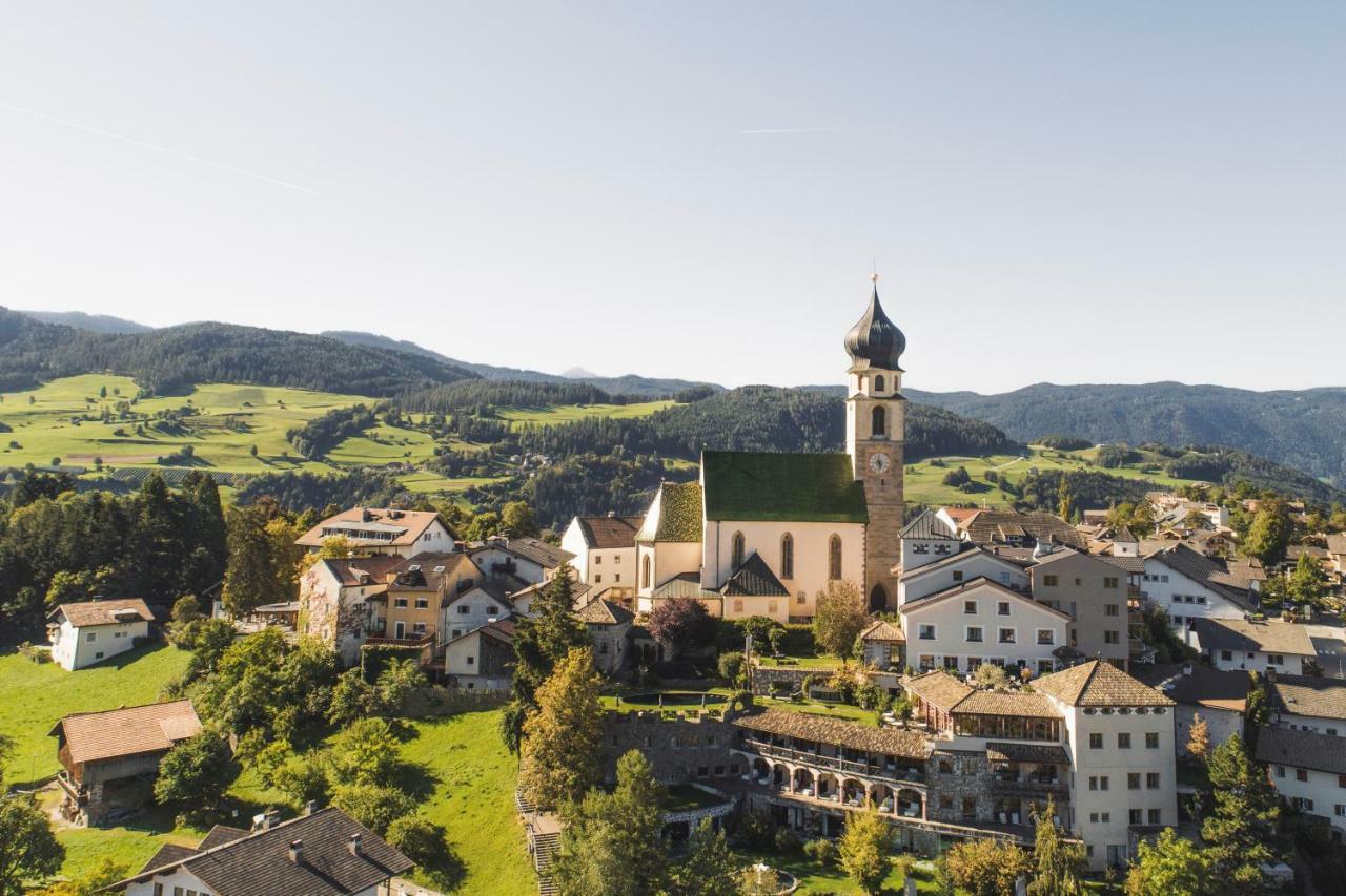 Romantik Hotel Turm Fiè Zewnętrze zdjęcie